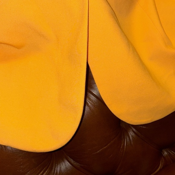 Eloquii Bright Yellow Blazer - Picture 5 of 16